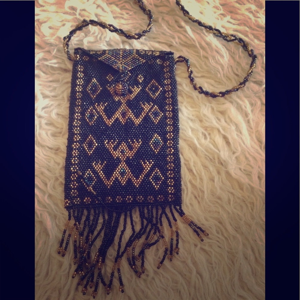 NWOT-Hand Crafted Seed Bead Pouch Necklace